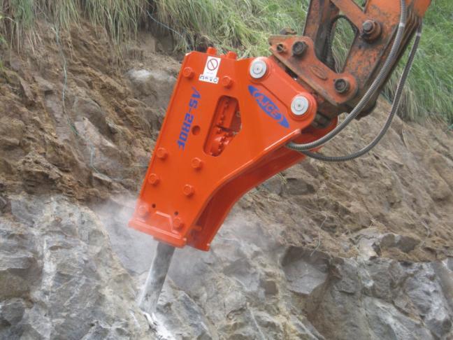 hydraulic breaker